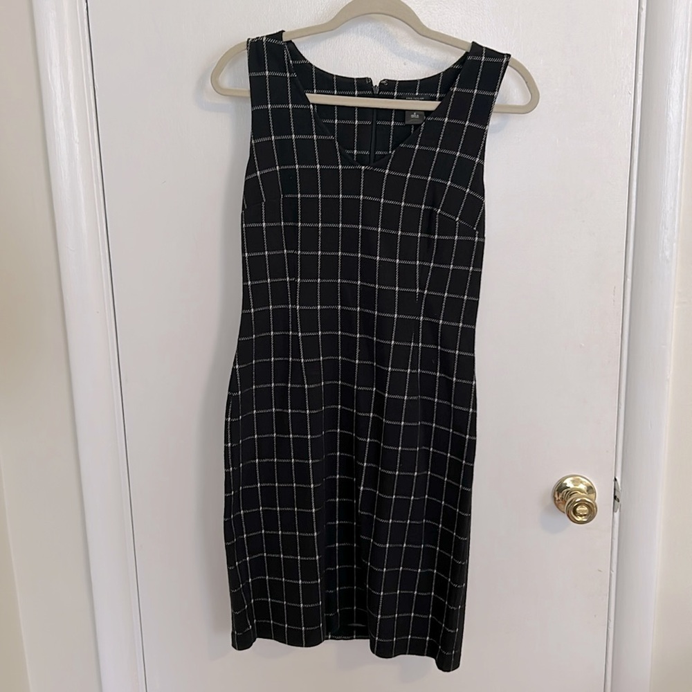 Ann Taylor Black and White Dress - Size 0